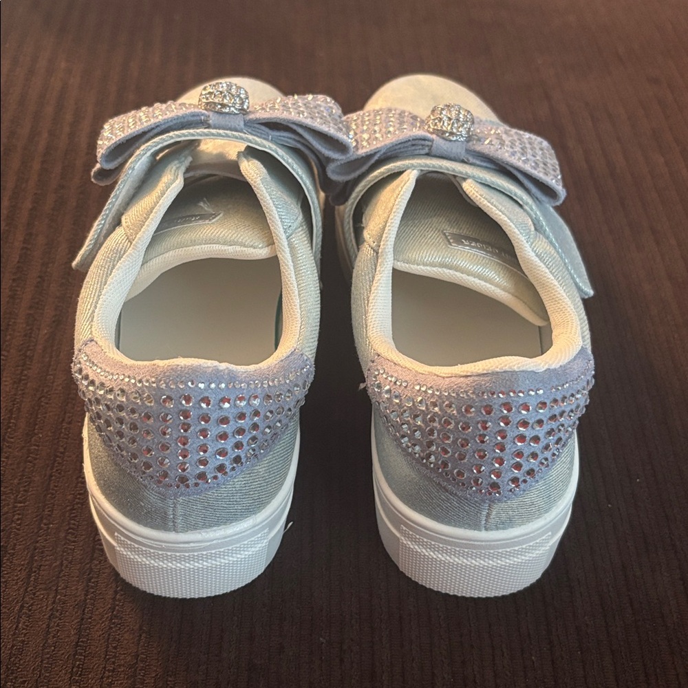Kurt Geiger Sparkly Denim Kids Sneakers with Rhinestone Bow - Picture 4 of 8